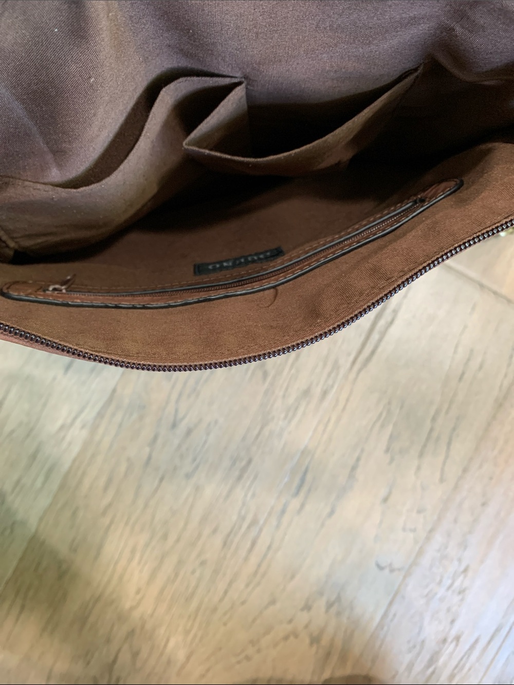 Bueno Brown Ladies Large Ladies Handbag 11 1/2”x13 1/2” - Picture 4 of 5